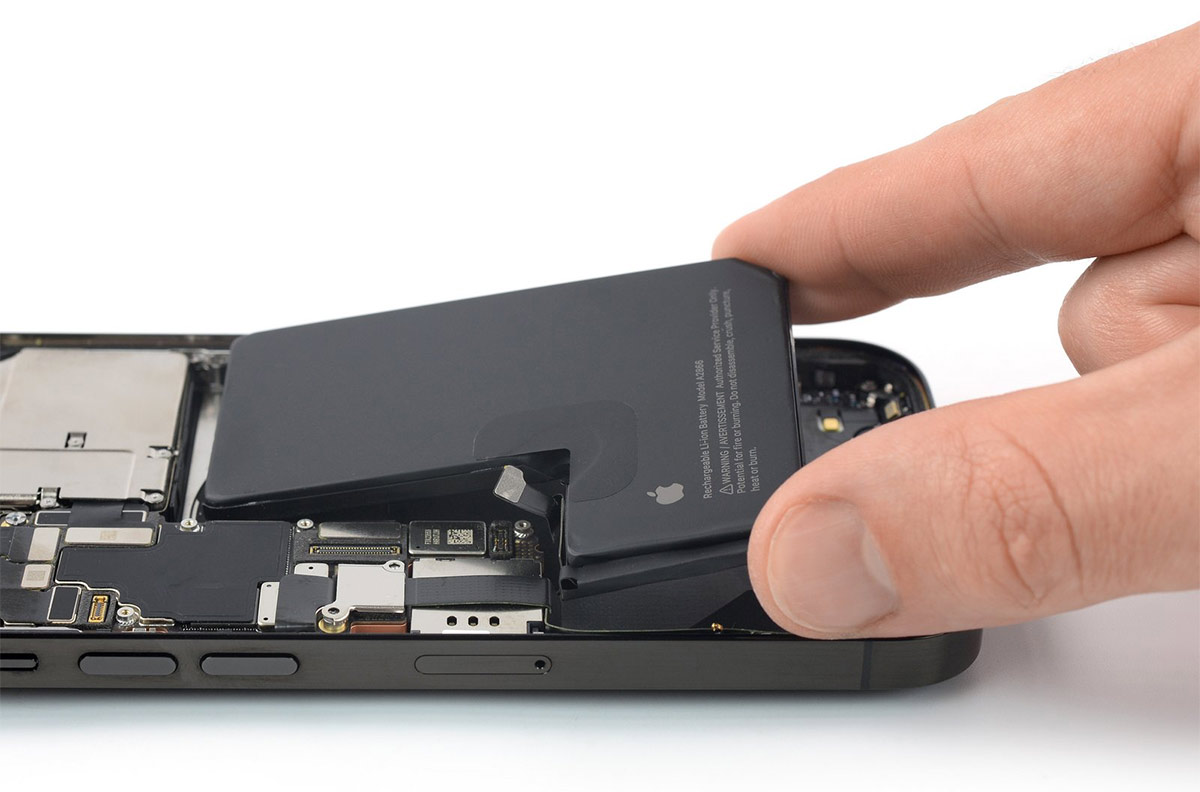 خرید باتری گوشی iPhone 14 Pro اورجینال با ۳ ماه گارانتی