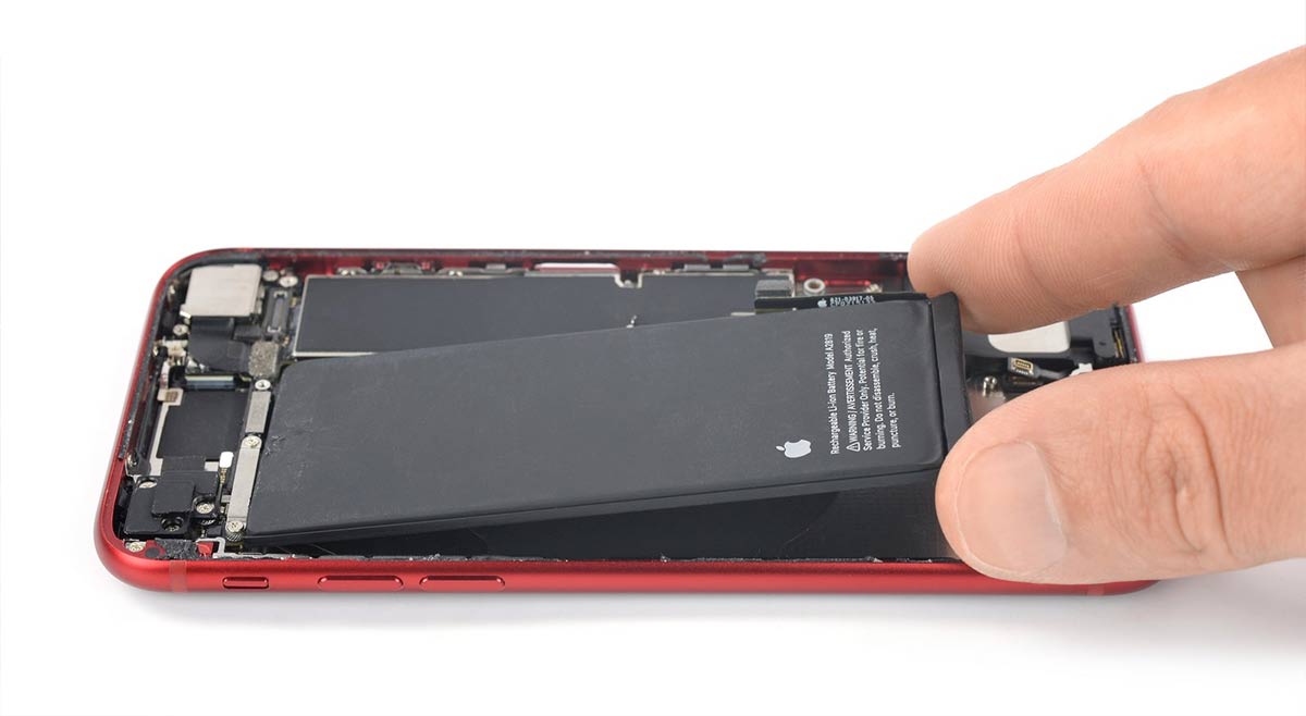 خرید باتری گوشی iPhone SE 2022 اورجینال با ۳ ماه گارانتی